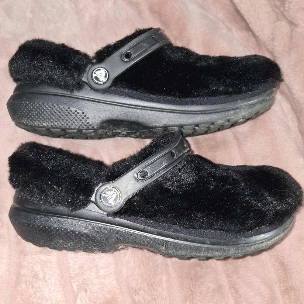 Size 9, Black, Furry Crocs.